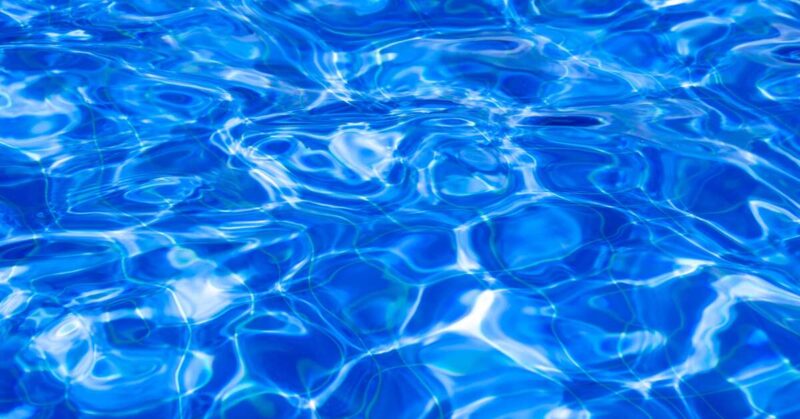 Analíticas diarias en el agua de nuestras piscinas